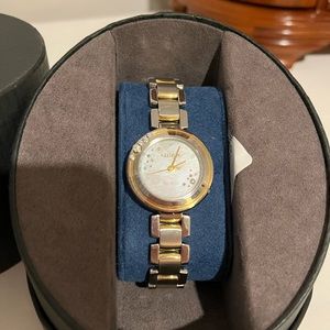 Citizen diamond watch gold and silver